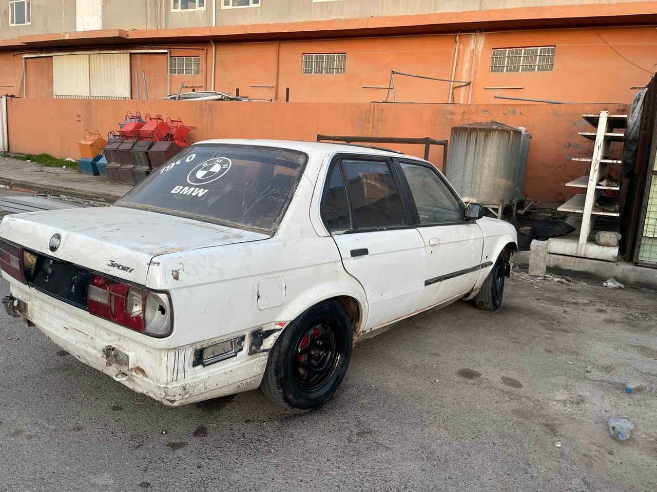 بيئيم زعرا لؤ فرؤشتن سياره كه ئارمه به شرتي أوليات ده يفرؤشم باقي خؤرو زبل ده يفرؤشم سياره كامل جاهيزه به س حيسابي بي ماكينه ي بكه *********** أربيل, العراق
