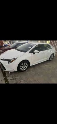 كورلا البيع  موديل 24 أكلين  هايبرد الفئه Le عداد المسافه 29 رقم بغداد...