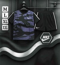 للبيع 11 قطعة 07838821268