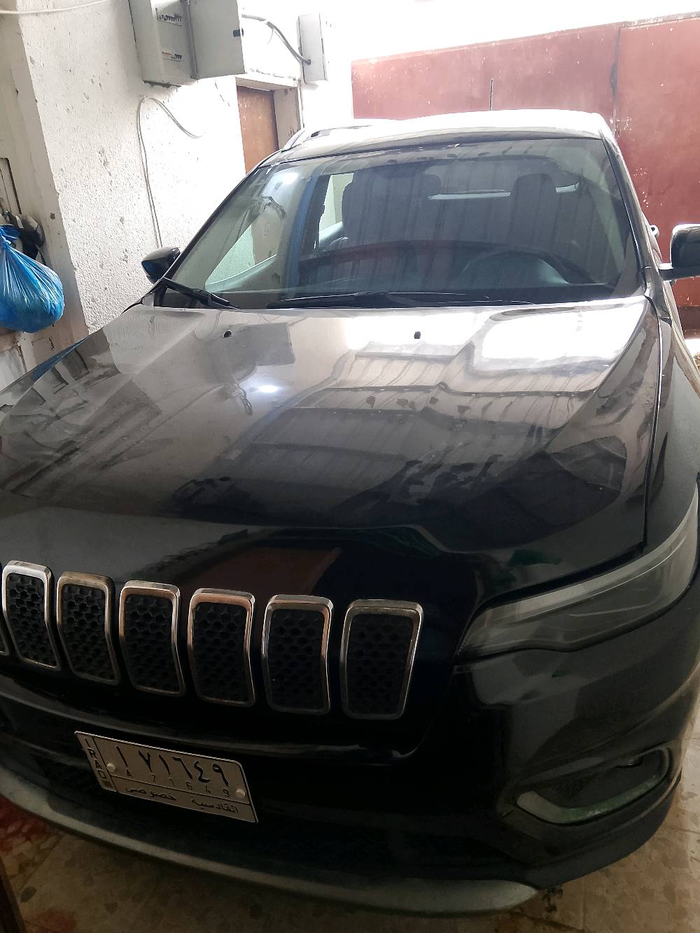 سياره جيب بزون موديل 19 وارد امريكي للبيع السعر 95 ورقه للاستفسار اكثر اتصل على الرقم   العنوان البصره الهارثه حي المرتضى ***********