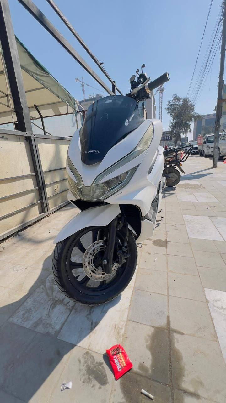 سلام عليكم
بي سي اكس الجيل الثالث ✅
ياباني 150✅
حساس زدحام✅
حساس ستان✅
تدفأ بدأت. ✅
وراق كاملة ورقة معرض أو منفيس ✅
بيه شخوط موضحه بل صور ✅
الدراجة شلعة أو معدل ✅
معدلك 110اذا ما طلعت رجعه✅
عناواني بغداد الزعفرانية ✅
***********متواجد واتساب أو خاص ✅
