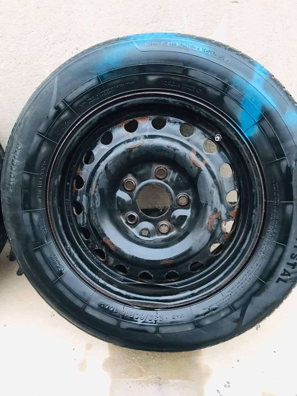 السلام عليكم تخم اوياله و تايرات للبيع حجم 16 السعر 125 او بيهن مجال لطيبين مكاني بابل الإسكندرية متواجد فيسبوك او هاذ رقمي بي واتساب ***********
