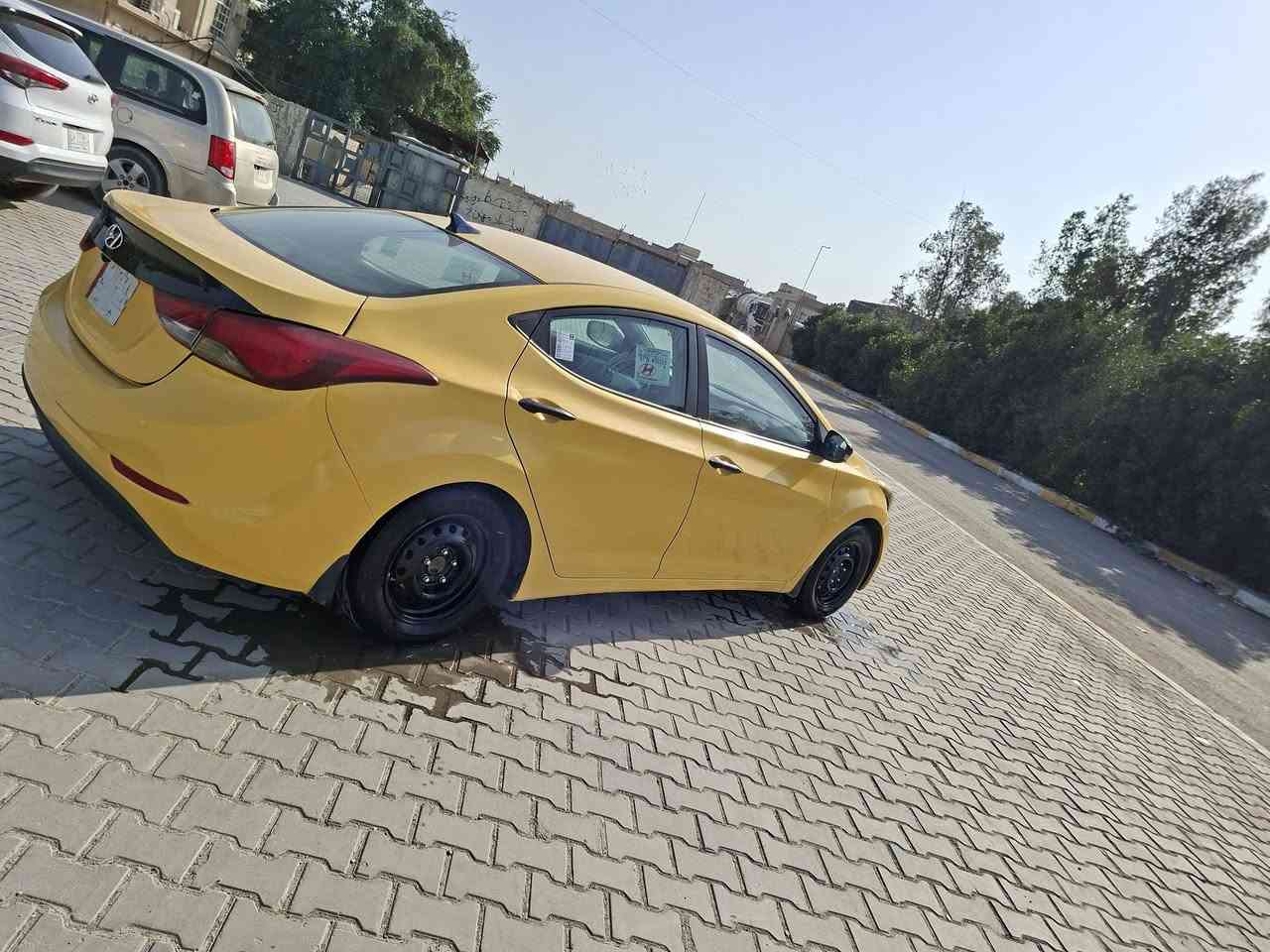 النتره مديل ٢٠١٤رقم بغداد لنكليزي سياره وارد امريكي ضررجاملغ خلفي بدون دواخل مكان سياره بغداد رصافه 
محرك ١٨٠٠***********سعر ١٠٠وبيه مجال
