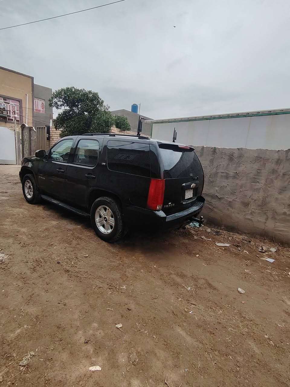 السلام عليكم 
تاهو ٢٠٠٨ ادوات
مكفولة من الكص والحادث 
فئة ال تي زت 
ارقام الشاصي كاملة وواضحة جاهزة للترقيم 
مقاعد وجنطة كهرباء 
فتحة سقف 
تبريد شغال
كامرة حساس خلفي
السعر ٧٥ ورقة
مكان مركز الحلة
***********
***********
