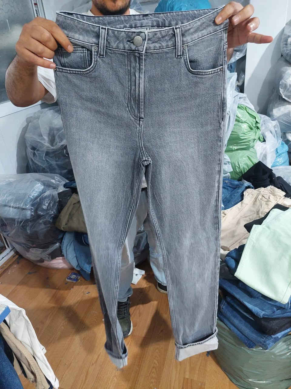 بنطلون جينز رجالي🔥💥♥️ ونسائي مختلط
مقاسات من. 28....  38

30....34😍💞

أقل طلب 1000 قطعه مختلط 

السعر. 1.85$💥🔥🔥


**إذا كنت صاحب هذا الإعلان وتريد حذفه لأي سبب، رجاءا أرسل رسالة إلى الدعم الفني**