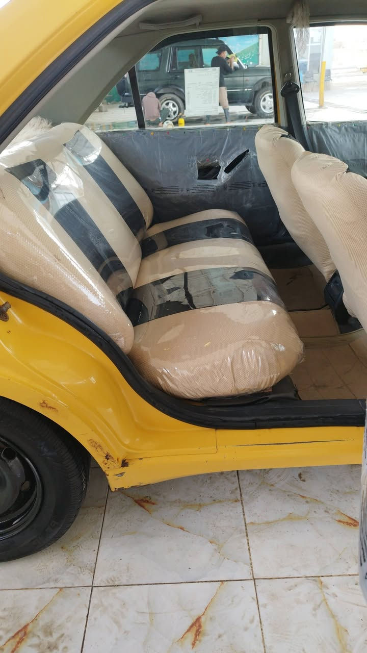 سلام عليكم سيارة بيجو محرك فرنسي كير محرك توني شادة منضومة غاز بانزين باقي تفاصيل اتصال ***********
