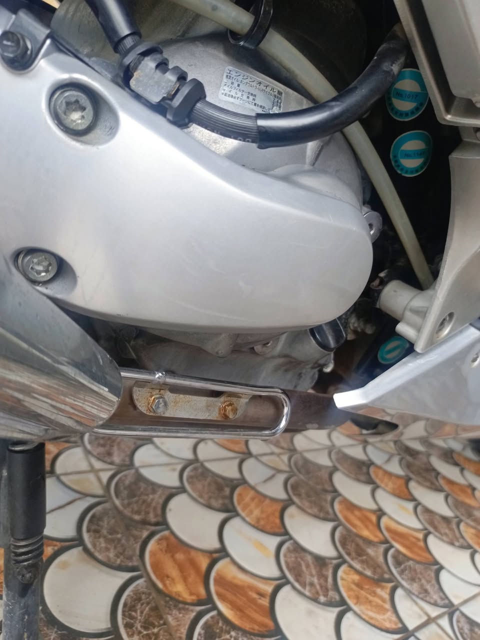 سلفر ونج ,600 مكفوله  كهربأيات   مكينه برغي ما مفتوح دراجة نظيفه   شلعه ومعدل مكان ديوانية ***********
