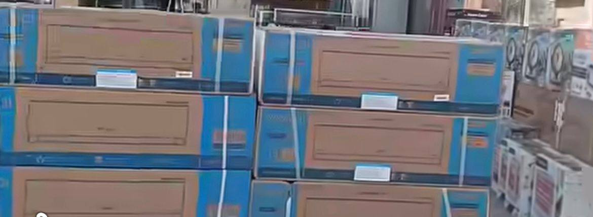 السلام عليكم توفر 
سبلت وادي 1 طن عادي متوفر
سبلت وادي 1 طن ونص عادي متوفر
سبلت وادي 2 طن عادي متوفر
سبلت وادي 1 طن تحكم + تحكم تلقائي متوفر
سبلت وادي 2 طن تحكم + تحكم تلقائي متوفر 
كل هذا بضمان 5 سنوات موقعي
سبلت ميديا  1 طن عادي متوفر
سبلت ميديا طن ونص عادي متوفر
سبلت ميديا 2 طن عادي متوفر
سبلت ميديا طن ونص تحكم متوفر
وكل هذا بضمان 5 سنوات موقعي
ثلاجه وادي 10 قدم متوفر
ثلاجه وادي 14 قدم متوفر 
وكل هذا ضمان 3 سنوات موقعي
طباخ فريش المصري ضمان 10 سنوات موقعي متوفر قياسات
55 في 55 
60 في 60 
60 في 90
طباخ دنكا الاصلي ضمان 5 سنوات موقعي قياس 
60 في 90 5 عيون متوفر
مرشحات طباخ 
مايكرويف 
افًران متوفره
ثلاجات بجميع الاحجام من حجم 5 قدم ال حجم 22 قدم بضمانات حقيقيه موقعيهمبرات دكت ام الخرطوم بقياسين قياس ال 40 دفع هواء 10 متر 
قياس ال 50 دفع هواء 15 متر 
وكل هذا ضمان سنه استبدال وليس صيانه
كل هذا وباسعار منافسة 
للتواصل ***********
