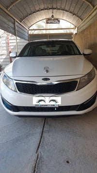 كيا اوبتمه خليجي موديل ٢٠١٢ مكينه ٢٠٠٠ رقم بغداد سياره بيه باب خلفي تب...