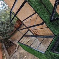 ميز عدد3 للبيع  للتواصل ‏‪0771 402 8134‬‏