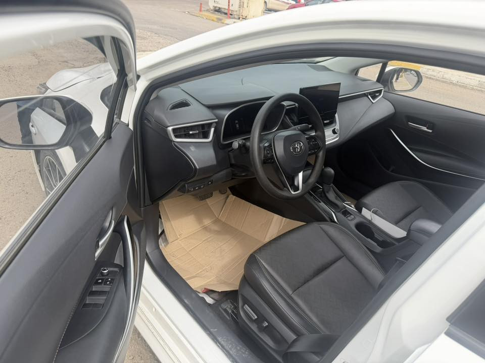 سلام عليكم 
كورلا S 2024 
ام العلامه الزركه 
ماشيه 18500 فول مواصفات اعلى فئه كفاله من البارد والصبغ والتبديل تحويل مباشر العنوان البياع 
***********
