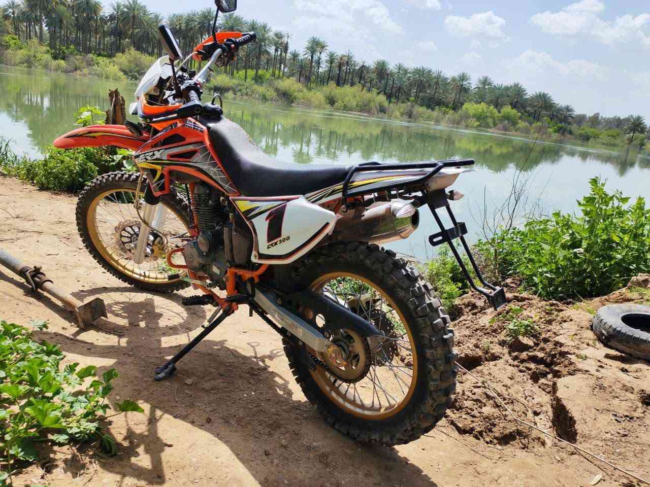 السلام عليكم دراجه CRX  جبليه موديل 2023 محرك 300c دراجه كامله مابيه اي نقص السعر ٨٢٥ وبيه مجال للشراي للستفسار الاتصال على الرقم ***********
