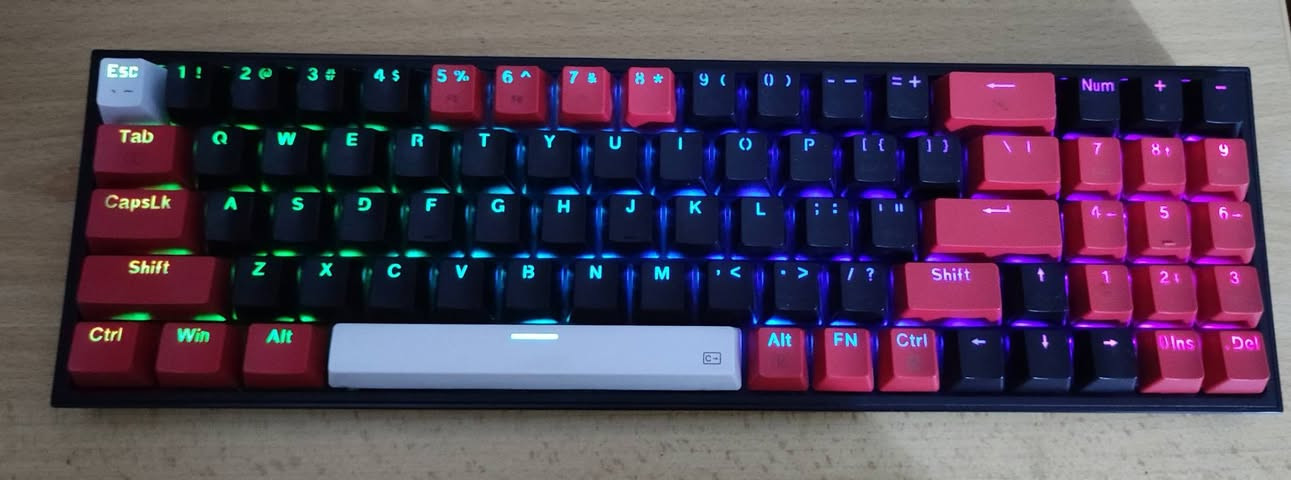 السلام عليكم
كيبورد ميكانيكي للبيع 
وايرليس
REDRAGON POLLUX PRO K628 RGB
نظافة 100% 
سويج احمر 
السعر 35 الف قفل سعر ثابت 
مكاني بغداد


**إذا كنت صاحب هذا الإعلان وتريد حذفه لأي سبب، رجاءا أرسل رسالة إلى الدعم الفني**