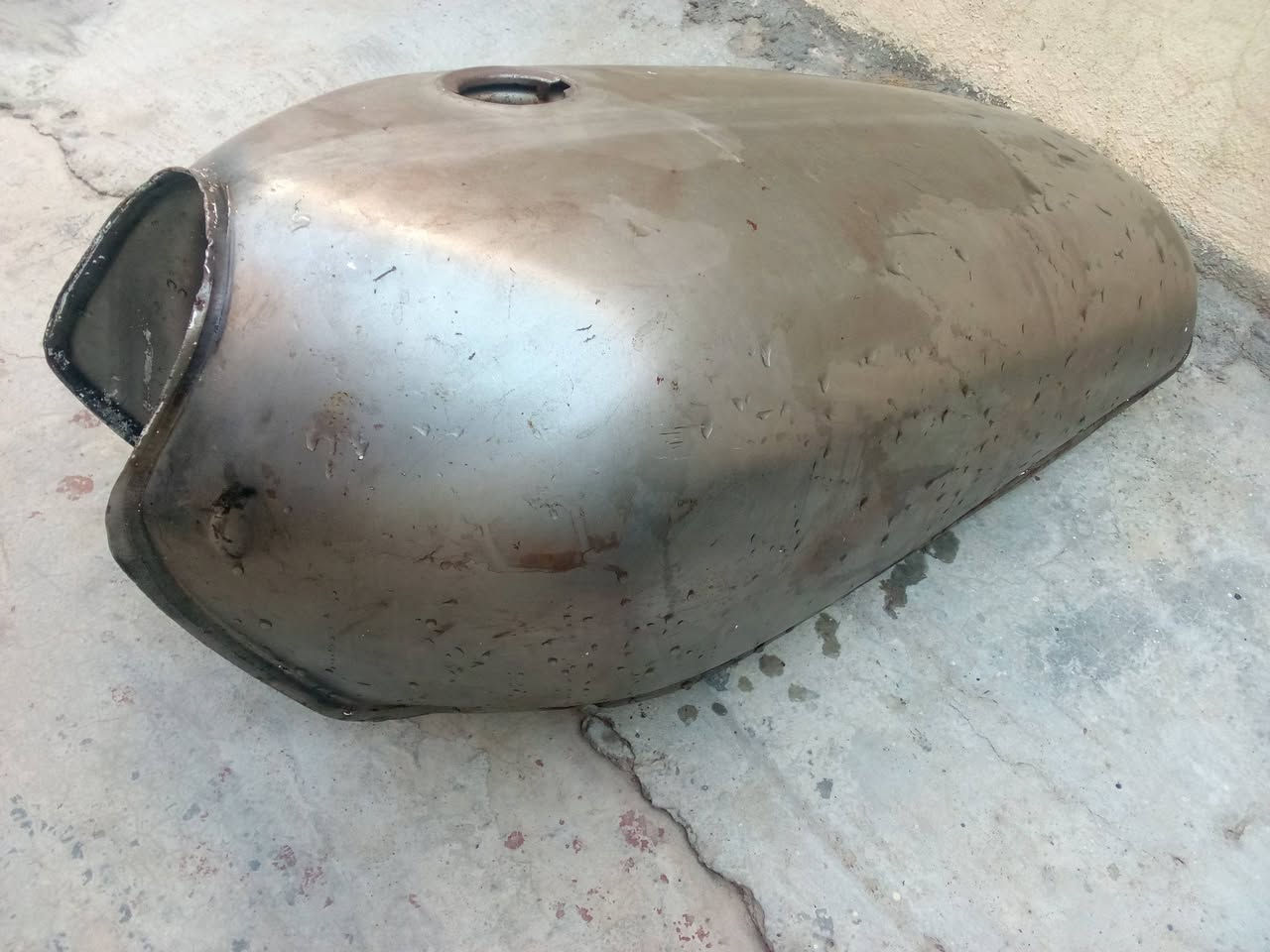 تانكيات للبيع الاسود ١٥والرصاصي١٠


**إذا كنت صاحب هذا الإعلان وتريد حذفه لأي سبب، رجاءا أرسل رسالة إلى الدعم الفني**