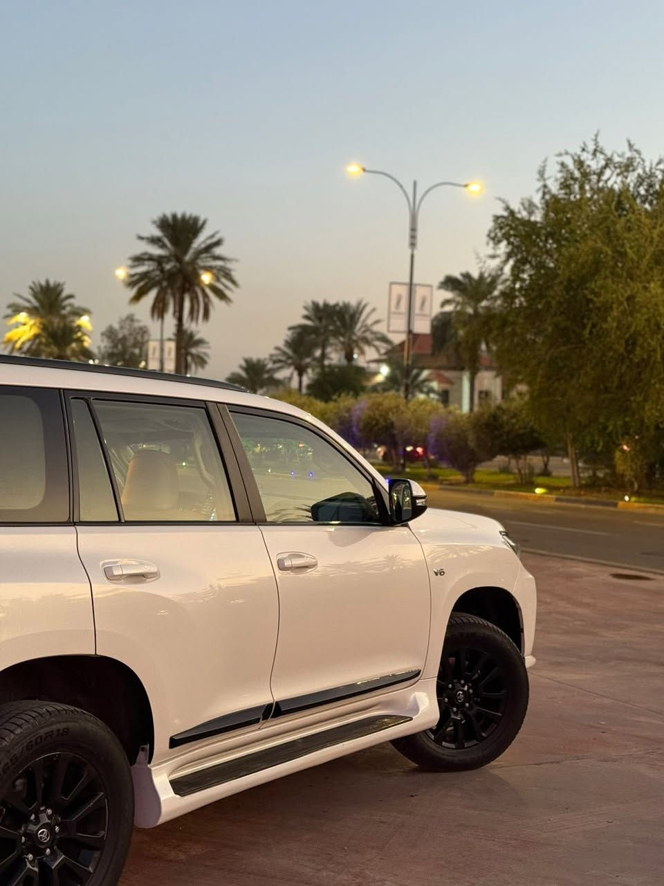 للبيع
برادو 2021 tx.s مد نايت

رقم اربيل تحويل ثاني يوم

ماشية 66 الف حقيقي شرط الفحص

مكفوله كفاله عامة 

مواصفات  txs معروفه 

مكان السيارة بغداد 
***********
