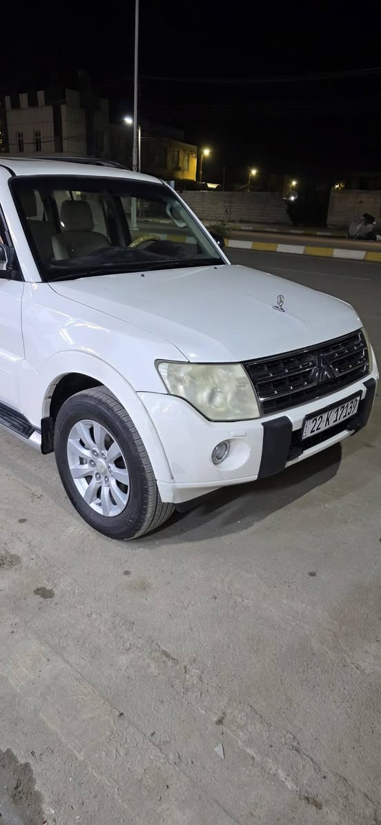 سلام عليكم باجيرو2010حبتور كير ومحرك وحدادية كفاله تخم تاير جديد مال جناي جاهزه تبريد شغال تدفئه شغالههه
7راكب 3قطع تبريد دمام خلفي 
السعر ١٤٠ وبيها مجال لشراي 
الاتصال ***********
مكفوله من صبغ او بارد سونار مرفق ويه صور 
مواصفات السيارة 
فتحه سلايت
دمام 
7راكب
3قطع تبريد 
كشنات جلد 
اسببر تعليك
كشنات كهرباء 
مري شفط
مكان السياره صلاح الدين دجيل
