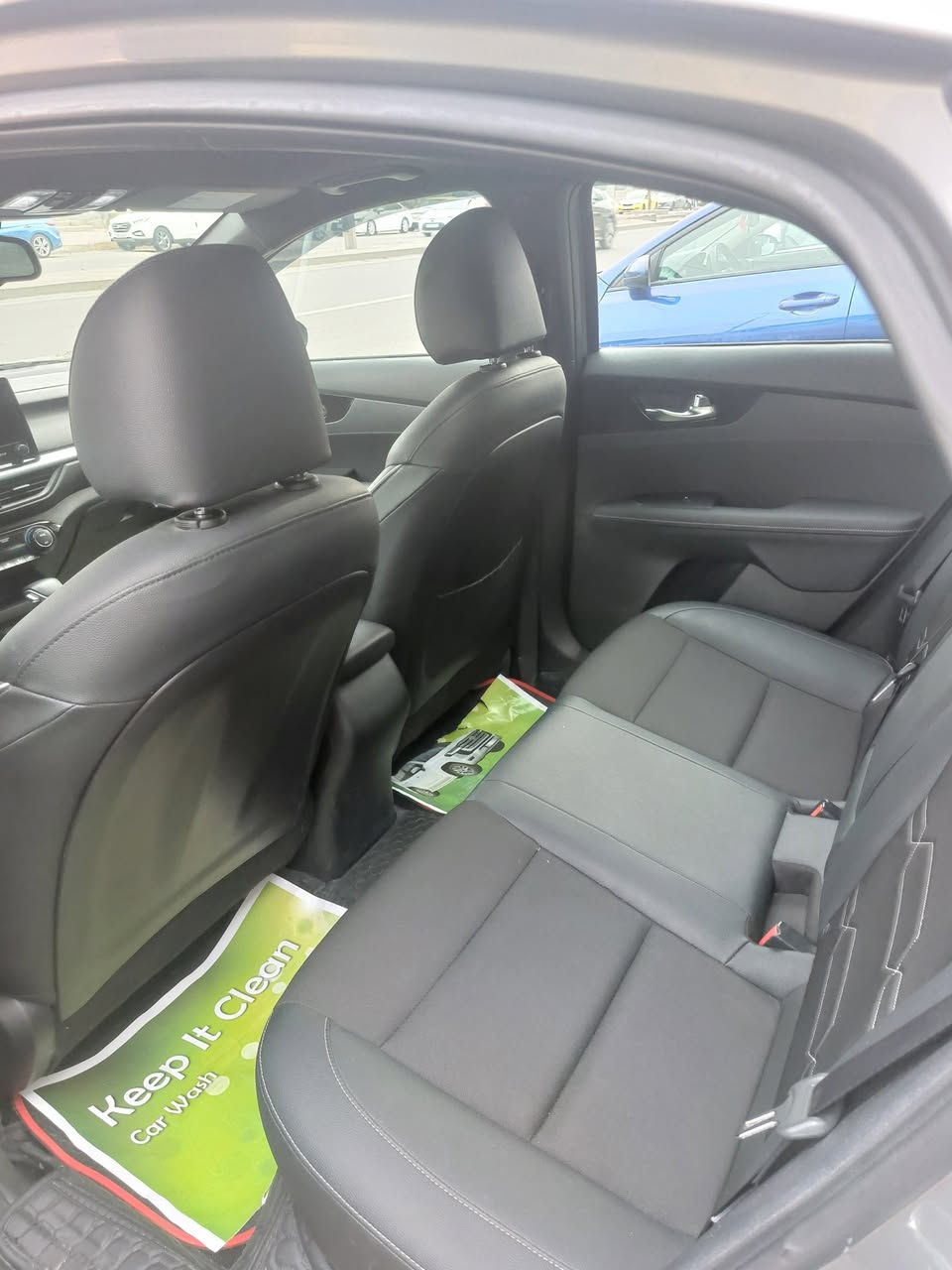 سلام عليكم شباب كيا فورتي موديل ٢٠٢٤ ماشيه ١٨ الف السياره فول مواصفات جيتي لين محرك ٢٠٠٠ دوش الشراي يتصل *********** السعر ١٦٥ وبيه مجال لشراي تحياتي الكم
