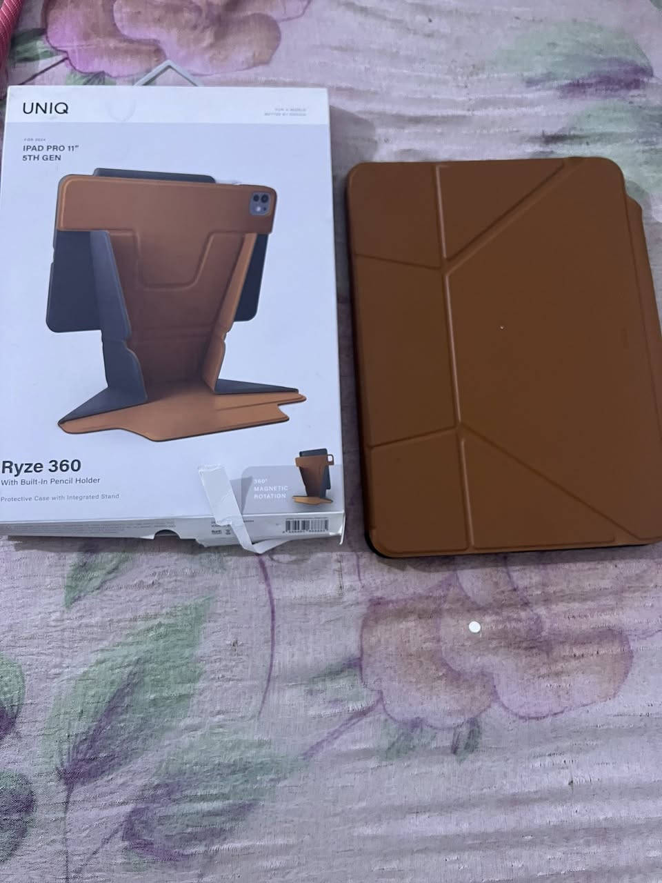 ايباد ١١ برو M4
للبيع او مراوس بايباد M5 
الجهاز اخو الجديد صاله ثلاث اشهر مفتوح من الكارتون بطاريه ١٠٠ عدد الدورات ٧١ بعده بلضمان الجهاز جديد بمعنى الكلمه مابي اي خدش او تصليح الجهاز لوك وياه كفر من Uniq دفتري اشتريته ب٥٠ وبس لزكه كيمين ب٢٥ مشتريه كارتونه شاحنته الاصليه وياه والجهاز شرق اوسط مو أمريكي 
سعره 1200 مع الكفر إذا بدون الكفر ب1150 
رقمي ***********
مكاني نجف
