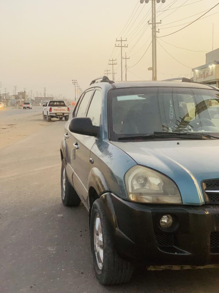 ٢٠٠٥محرك ٢٧٠٠سلندر٦
كير محرك مكفولات
تبريد شغال 
غرفه حلوه 
كشرهاا بيه ملاحضات 
كهربائيات شغاله
السياره محتاجه ترتيبات بسيطه 
السعر ٨٥ بيه مجال 
رقمهاا بغداد وراعيها عماره 
***********

