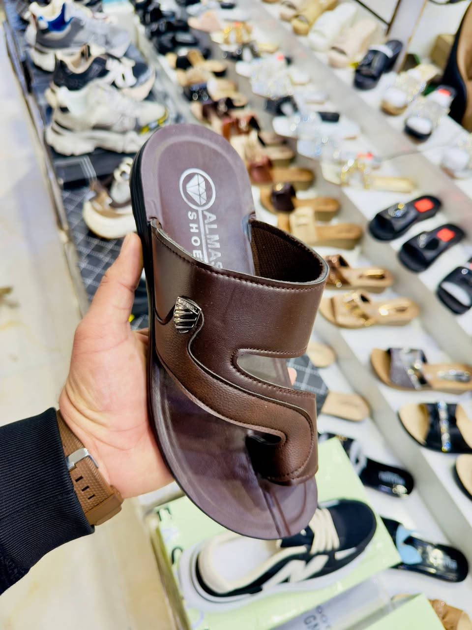 شحاطة تركي طبي درجة اولى.. 

الرجالي سعر الدرزن 32 الف. 
قياس 40 الى 45... 

شبابي سعر الدرزن 29 الف. 
قياس 36 الى 39...

طفل سعر الدرزن 27 الف. 
قياس 24 الى 29..
🚛يوجد توصيل لجميع المحافظات. 
https://t.me/wadq_g99


**إذا كنت صاحب هذا الإعلان وتريد حذفه لأي سبب، رجاءا أرسل رسالة إلى الدعم الفني**