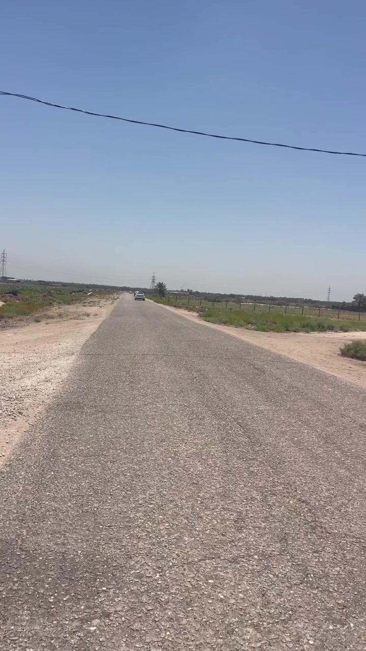 اللهم صلي على محمد وآل محمد 🪬
قطعه للبيع 

طابو زراعي  سند 25 تحويل مباشر

موقع القطعه حله شارع 100قرب سيطرة بزل حجي علي 

كامل الخدمات تبعد عن التبليط 50 متر

المساحة 500 متر 

الوجها  14

النزال. 36

لاستفسار اكثر تواصل وتساب 

***********
