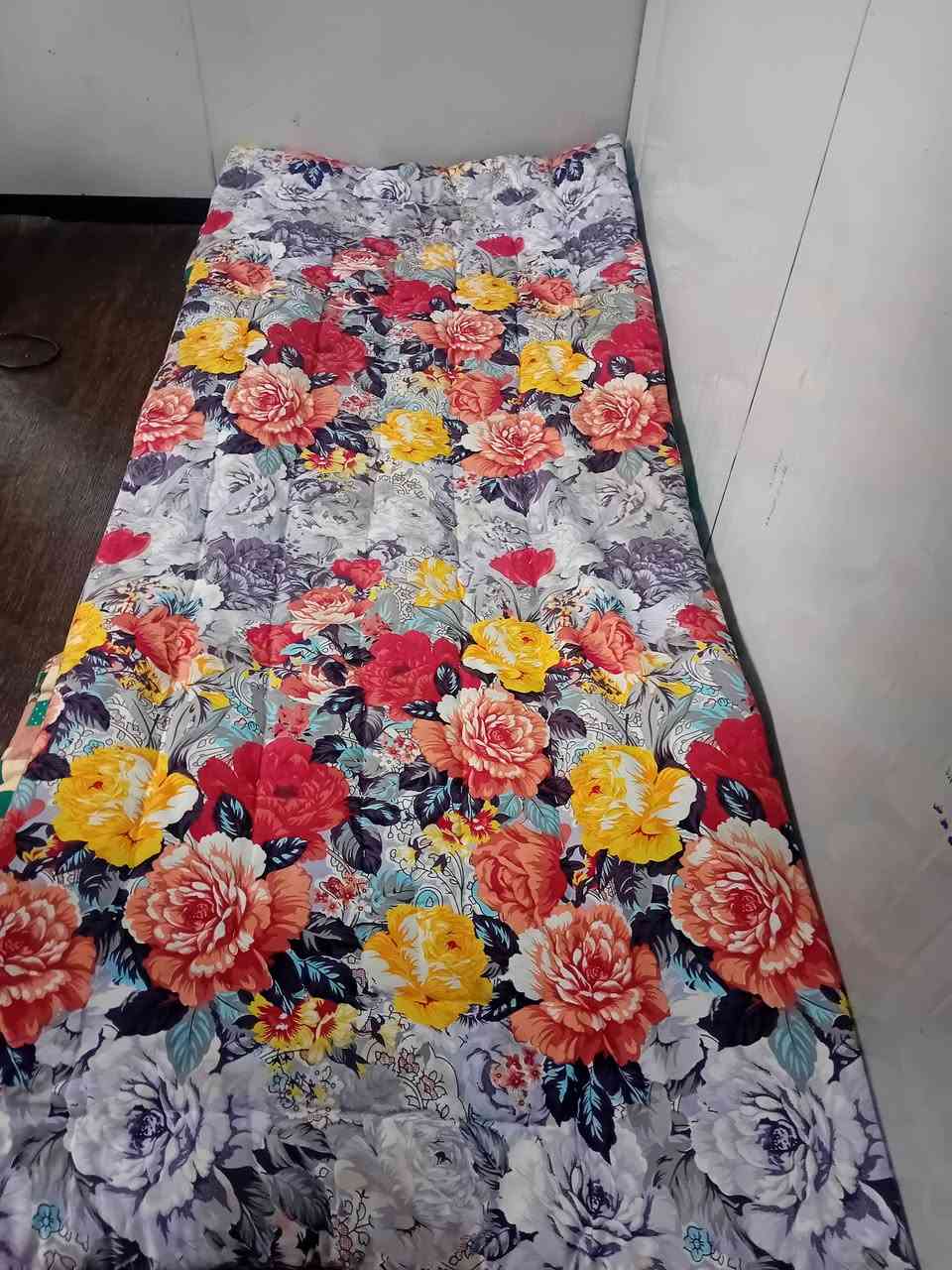 السلام عليكم جودليات ديوان١٤قطعه جدد سعر القطعه ٨الاف


**إذا كنت صاحب هذا الإعلان وتريد حذفه لأي سبب، رجاءا أرسل رسالة إلى الدعم الفني**