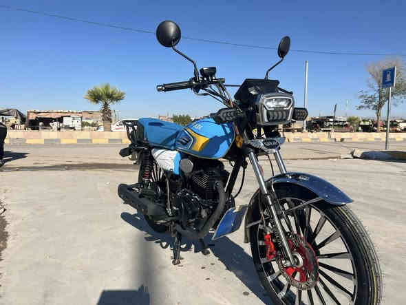 ماطور خمسه كير موديل ٢٤محرك اسود حجم ٢٠٠المرغوب مستخدم حيل قليل بدون اي عيب 
***********
