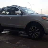 للبيع سنتافي ادوات حاويه بدون كص  وارد امريكي  كير محرك شرط  محرك 3500...