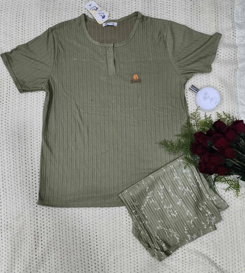 سعر  التراك ع عشره وبيه القياسات وهاي الالوان


**إذا كنت صاحب هذا الإعلان وتريد حذفه لأي سبب، رجاءا أرسل رسالة إلى الدعم الفني**