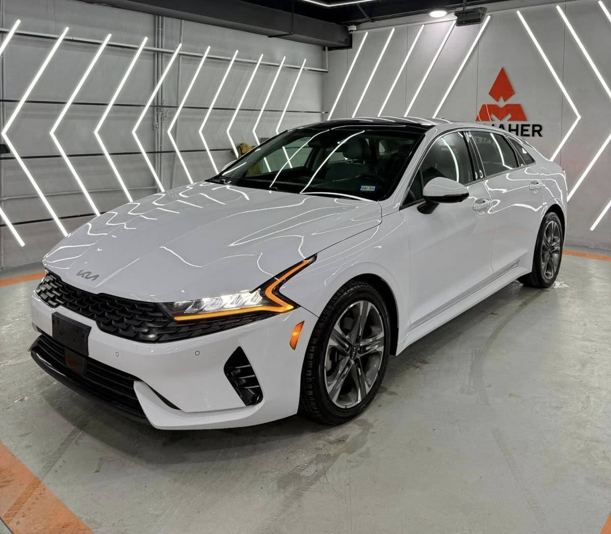 كيا K5   GT LINE موديل 2023
السعر اكتب رقم 1 ويصلك السعر 
كشنات خزن 
بصمه
شاشة 
تشغيل عن بعد 
لايت ليد 
رادار
سبيدر سبورت
كشن جلد
كشن كهربائي
ستيرن gt سبورت
لايت خلفي ليد
نظام سبورت ويكو
تحديد المسار
تحديد السرعه
شاشة عطلات
ويل كب اسود سبورت
باب وجاملغ خلفي صبغ صور الضرر  مرفق مع الصور
عنوان السيارة اربيل شركة حسين عبدالكريم قرب فرع الشحن 
للاتصال .. ..***********..***********
