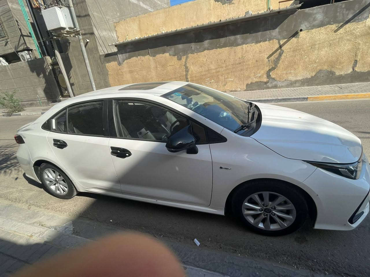 السلام عليكم
كورلا هايبرد 
2025
ماشيه 5000
السيارة حرة تحويل كبل 
سيارة جديدة 
الرقم بصرة 
الاتصال بالرقم ***********
السعر 160
