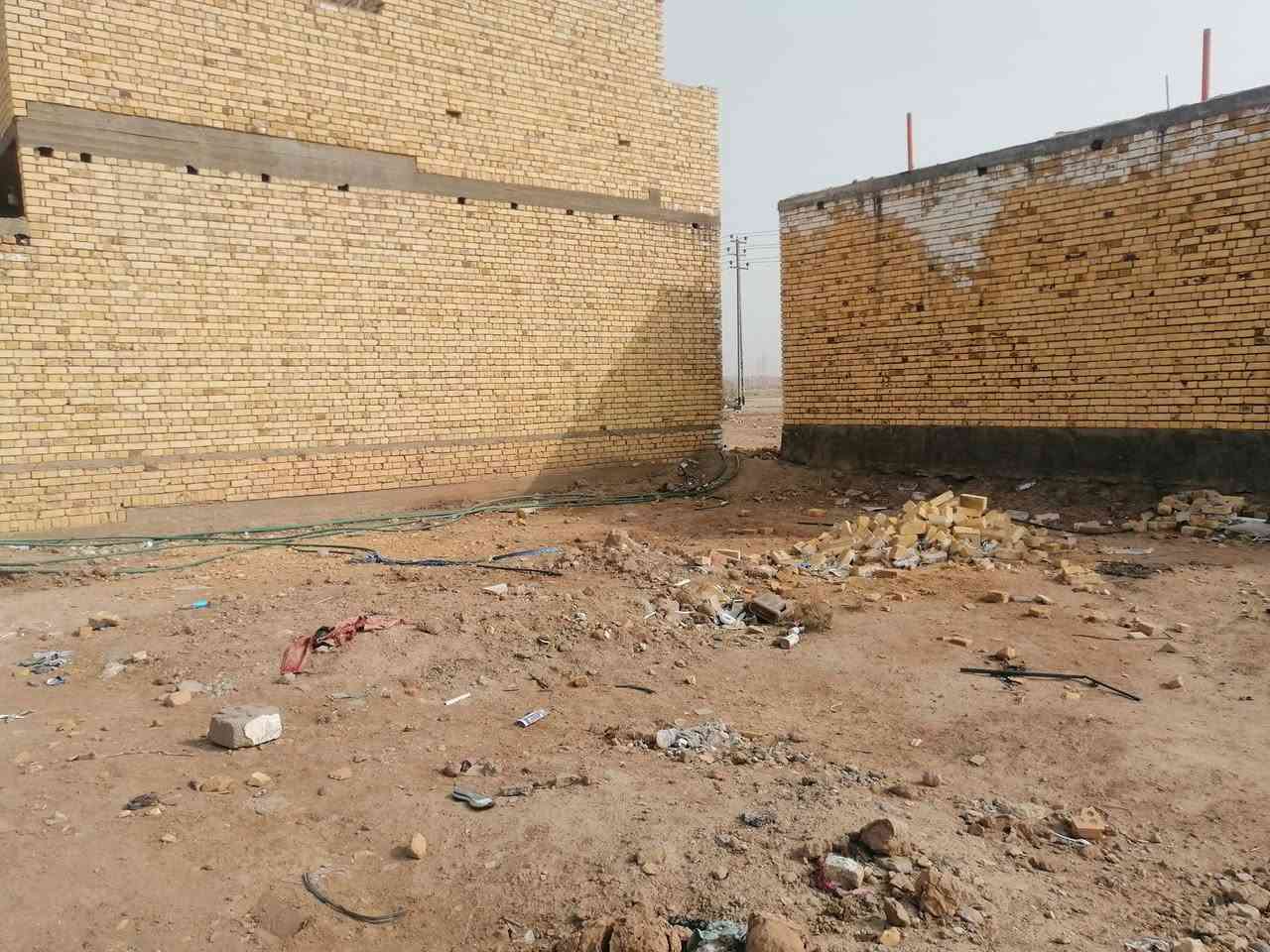 السلام عليكم ورحمة الله وبركاته
قطعه للبيع الموقع حي الفداء  نهاية شارع ابو لبنان
خلف الواقعه طابو المساحه 100م امامي
الاستفسار الاتصال على الرقم ***********
