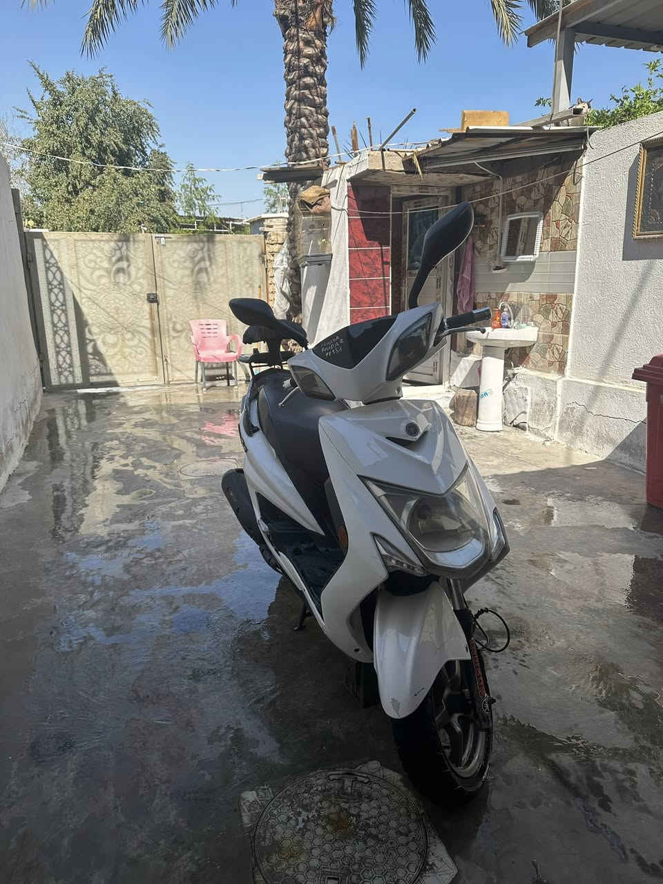 السلام عليكم اخوان دراجه للبيع سكنس لد ياباني قبق نفخ ستان حساس 
2018 دراجة نظيفة مكينه مامفتوحة ودراجة صافيه 
سعرها مليون و50 وبيها مجال 
مكاني بغداد الشعب 
***********
