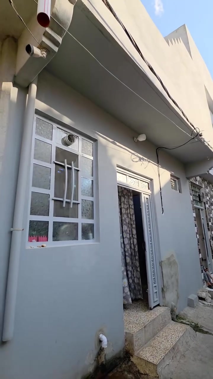 دار سكني للبيع...

المساحة : 65 متر .

الدار يتكون من :

غرف نوم  عدد 3 + مطبخ + مشتملات + منور + بيتونه 

السند طابو ملك صرف شرط التحويل.
الدار قريب على الشارع العام. 

موقع الدار : موصل - منطقة المياسة قرب مسجد المياسة 

                لمزيد من المعلومات والاستفسار
                      مكتب نبع الحياة للعقار
          موصل شارع خزرج قرب قاعة الملا خضير
                          ***********
                          ***********
                          ***********
                          ***********
                علق بكلمة تم ليصلك كل جديد
