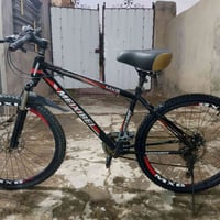 بايسكل ياباني رياضي • كشن طبي • كوت مقابل القيادة