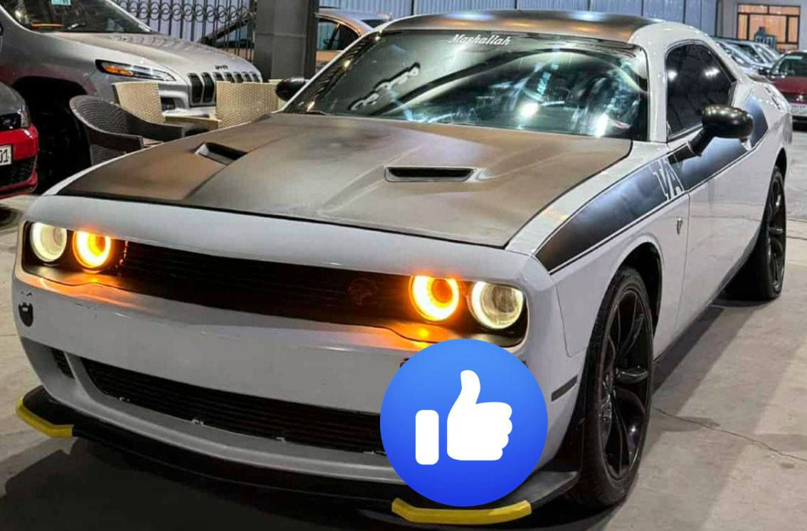 السلام عليكم خوان
دوج جالنجر موديل 2016 
المواصفات SXT محرك سته سلندر 3600 
حادثها جاملغات ثنين اماميات بدون دواخل و بدون شواصي و بدون ارباكات 
+ بنيد مصلح رياضي 
المواصفات بصمه ابواب 
اگزوز ريموت 
لايتات زنون
گير محرك شرط كفاله 
منضومه المي كلها جديده 
منضومه البانزين كلها جديده 
ويل اسود 20 رياضي 
تبريد خير من الله راديتر مي و راديتر تبريد و فريز جديد 
براد مبدل جديد فافون 
رقم اربيل مداور ثاني يوم 
للاستفسار 
***********
***********
للاستفسار يتفضل خاص و بعيوني
