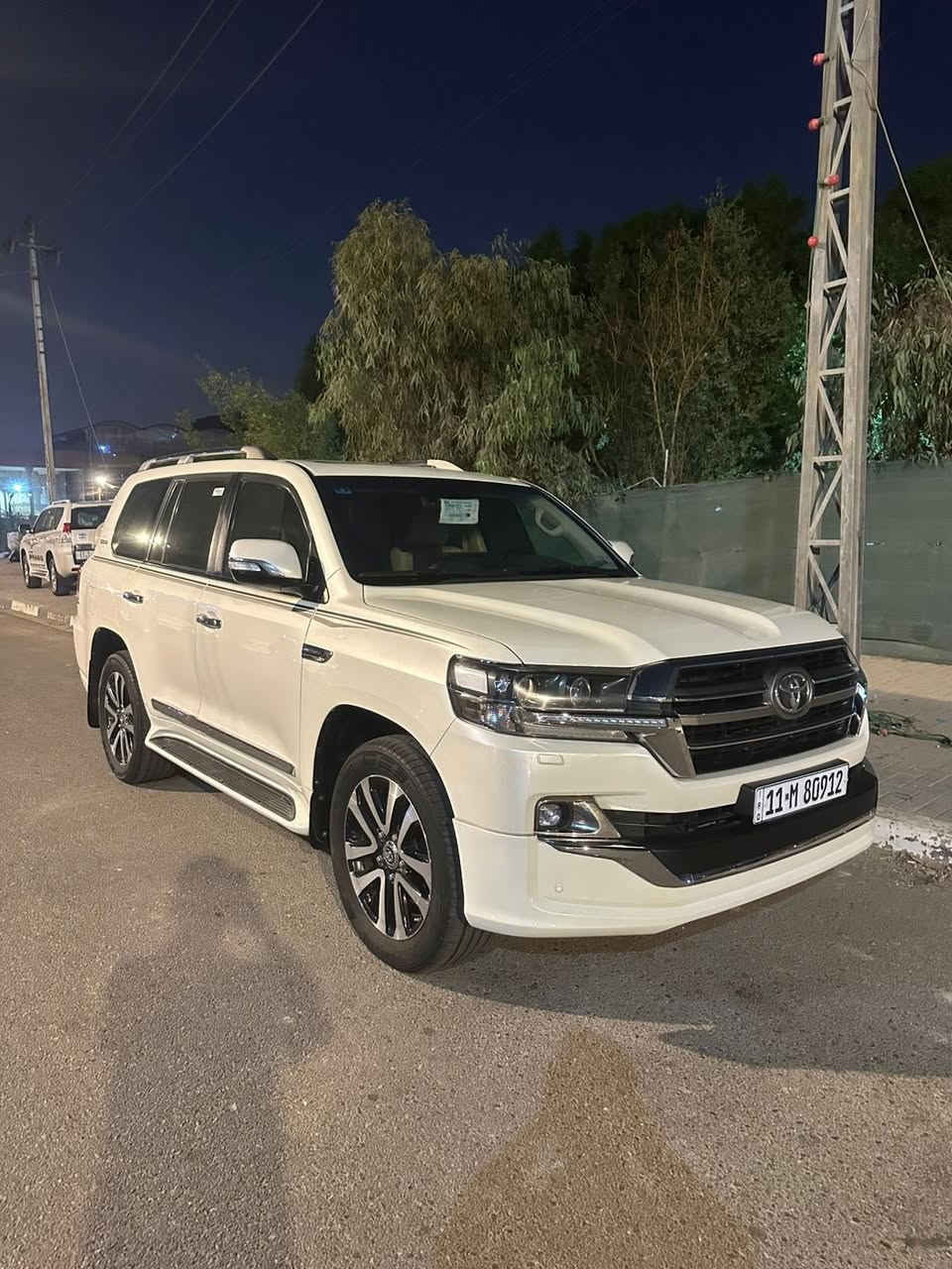 لاندكروز 2019 كفاله عام فول مواصفات ماشيه 160 الف فتح كشنات كهرباءي سياره خليجي سعر 480 بيه مجال اتصل بخدمتك مكان البصره ***********
