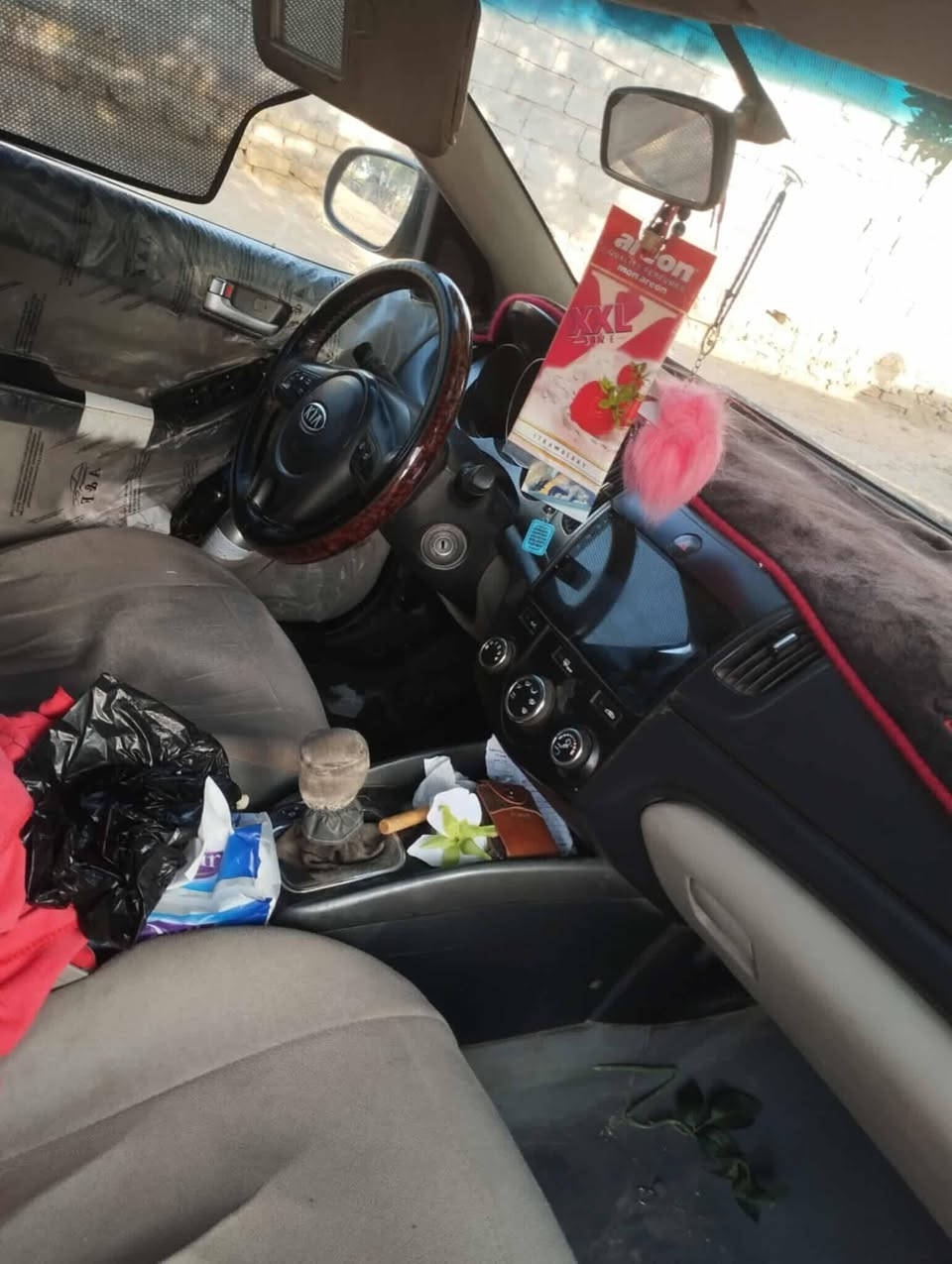 سيراتوا ٢٠١٢ 
 باسمي شخصيا مكان سماوه 
سعر و استفسار  الاتصال وواتساب ***********
