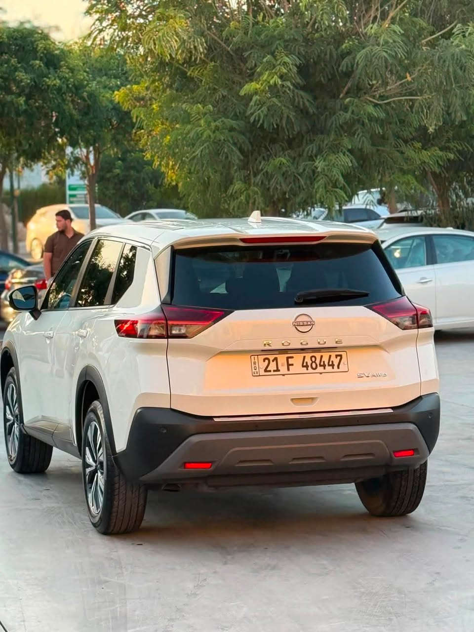 نيسان رؤج
موديل 2023
بؤنيد سبغ 
محرك گير شرط 
مواصفات SV
سعر 163مجال
***********
