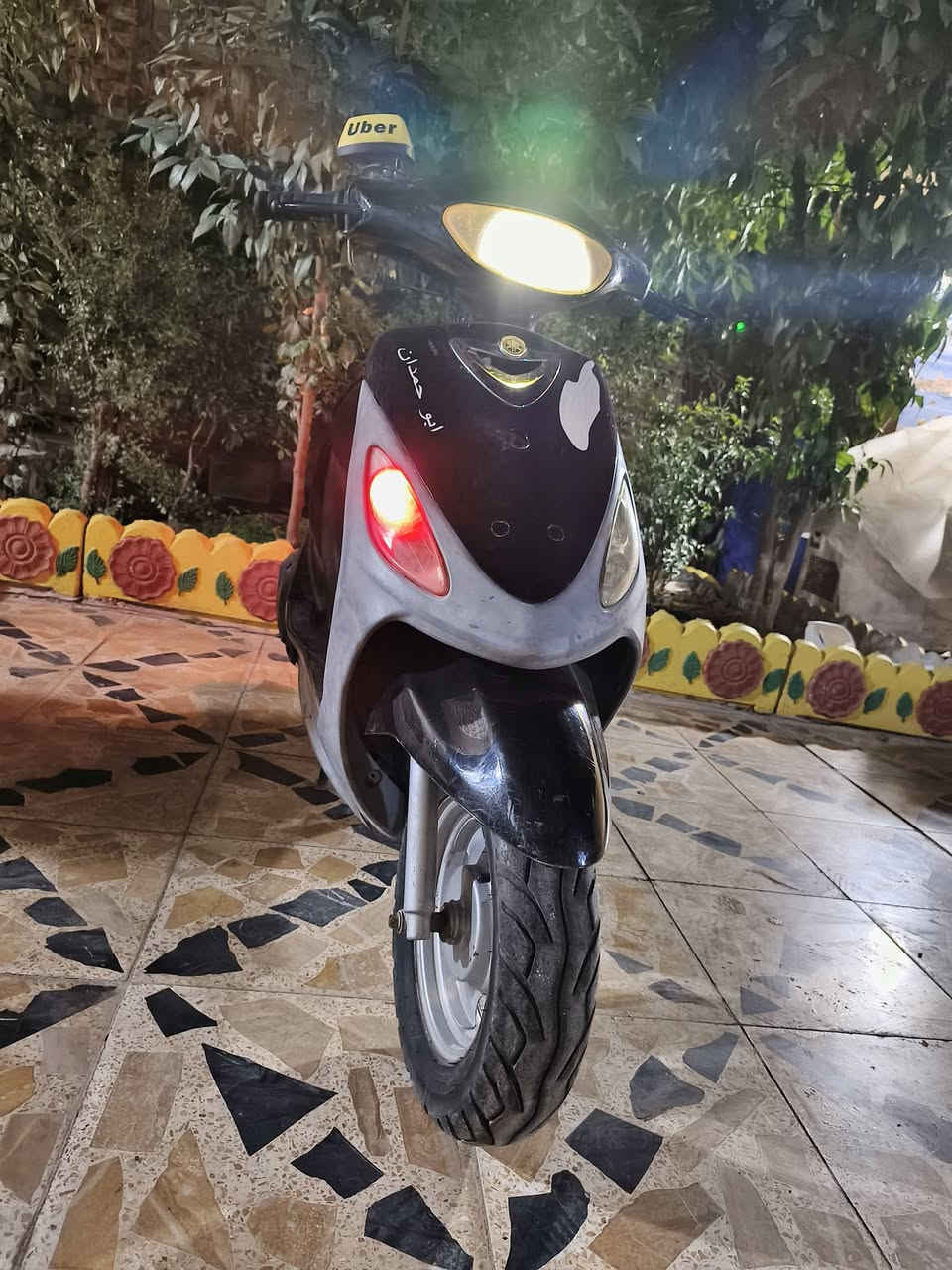 السلام عليكم شباب
دراجه للبيع نوعهه ماكس منغولي 
سعرهه 400 الف وبيهه مجال للطيبين
بوشه 49 كلشي شغال بيهه 
سلف وهندر شغال ودراجه نضيفه الله شاهد عليه
عنواني بغداد بوب الشام مال حسينية الراشديه 
اذا تحب تستفسر بعد وتشتري اتصل على رقم ***********
