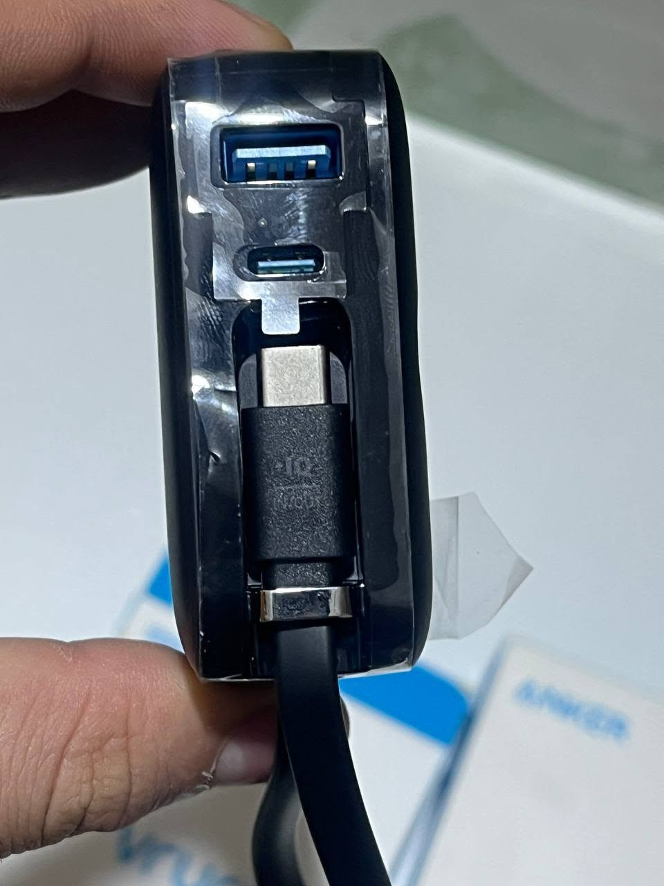 قطعتين بوربانك للبيع
1. انكر سعة 20k وسرعة شحن 22.5w كيبل مدمج وستاند موبايل ومنفذين USB وتايب سي 

2. سعة 10k وسرعة شحن 20w مع اربع كيبلات مدمجة ومنفذين USB وتايب سي (vrurc)

القطعتين جديد غير مستخدم مفحوصات  

سعرهن 50 الف 
ما ابيع قطعة وحده
عنواني ميسان العمارة ***********
