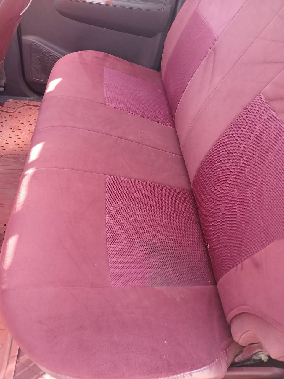 السلام عليكم هايلوكس 2014 رقم مثنى بأسمي مداور ثاني يوم شاصي19فول مواصفات اوتماتيك بيهه صبغ بالتكم الخلفيات كدام البدي وجاملغ الخلفي جهه السائق وبارد موضح بالصور باب السائق شوية والجاملغ كلشي موضح بالصور مكان ديوانية السعر183بيهه مجالل
للتواصل ***********
