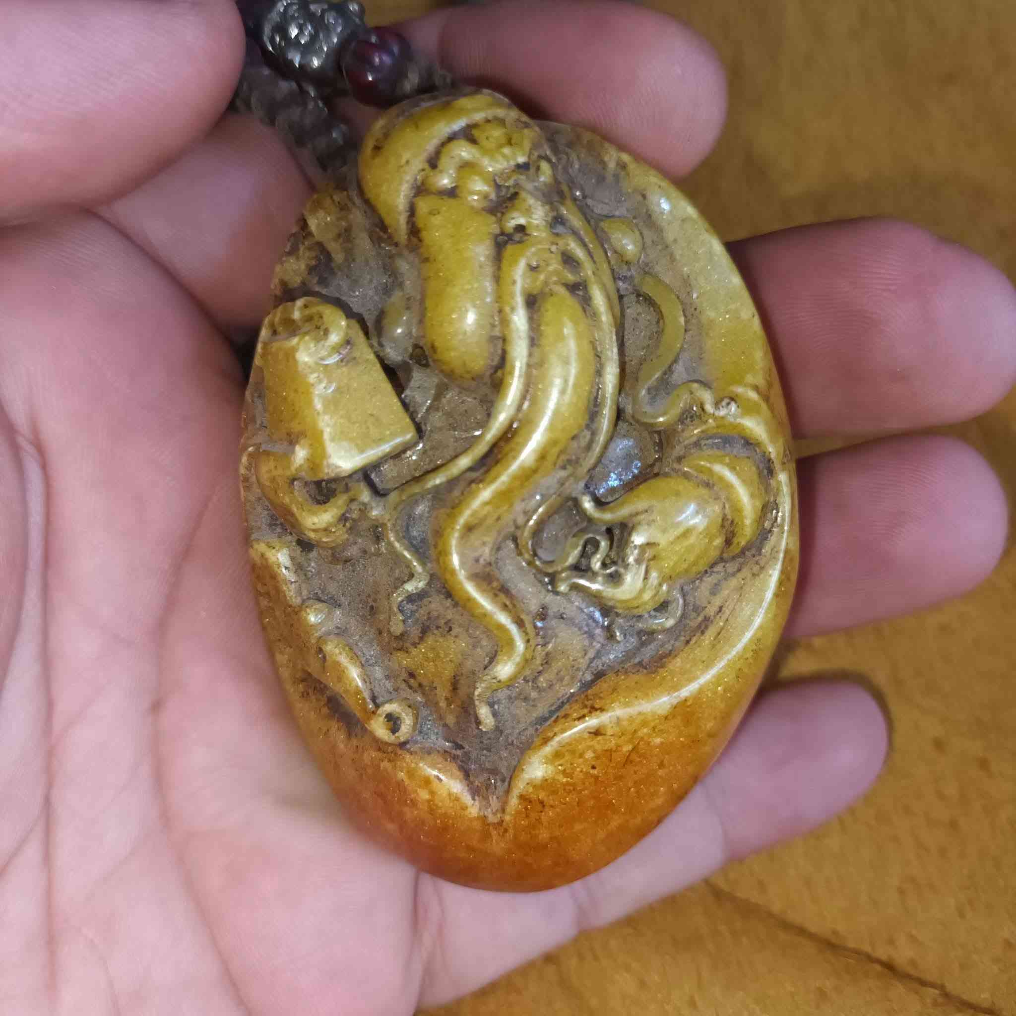 🟠حجر كهرب اصلي وقديمةحيل مرصودة قديم قطعة راقية حيل شوفوها بعيونكم ومن ارقة انواع الكهرب العنوان بغداد الأمين اي سؤال او أستفسار أو الحجز واتساب فقط يوجد خدمة توصيل كافة المحافضات العراقية
***********
