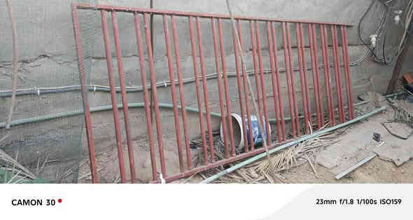 سلام عليكم جام خانه للبيع نضيفه كامله الارتفاع 2.75والعرض 2.36  للبيع مكاني بلنجف سعر ٢٥٠للستفسار ***********
