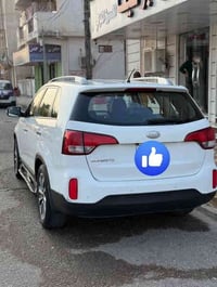 سورنتو 2013 شكل ال 15  خليجي مكفولة  السيارة فول مواصفات عدة الفتحة مح...