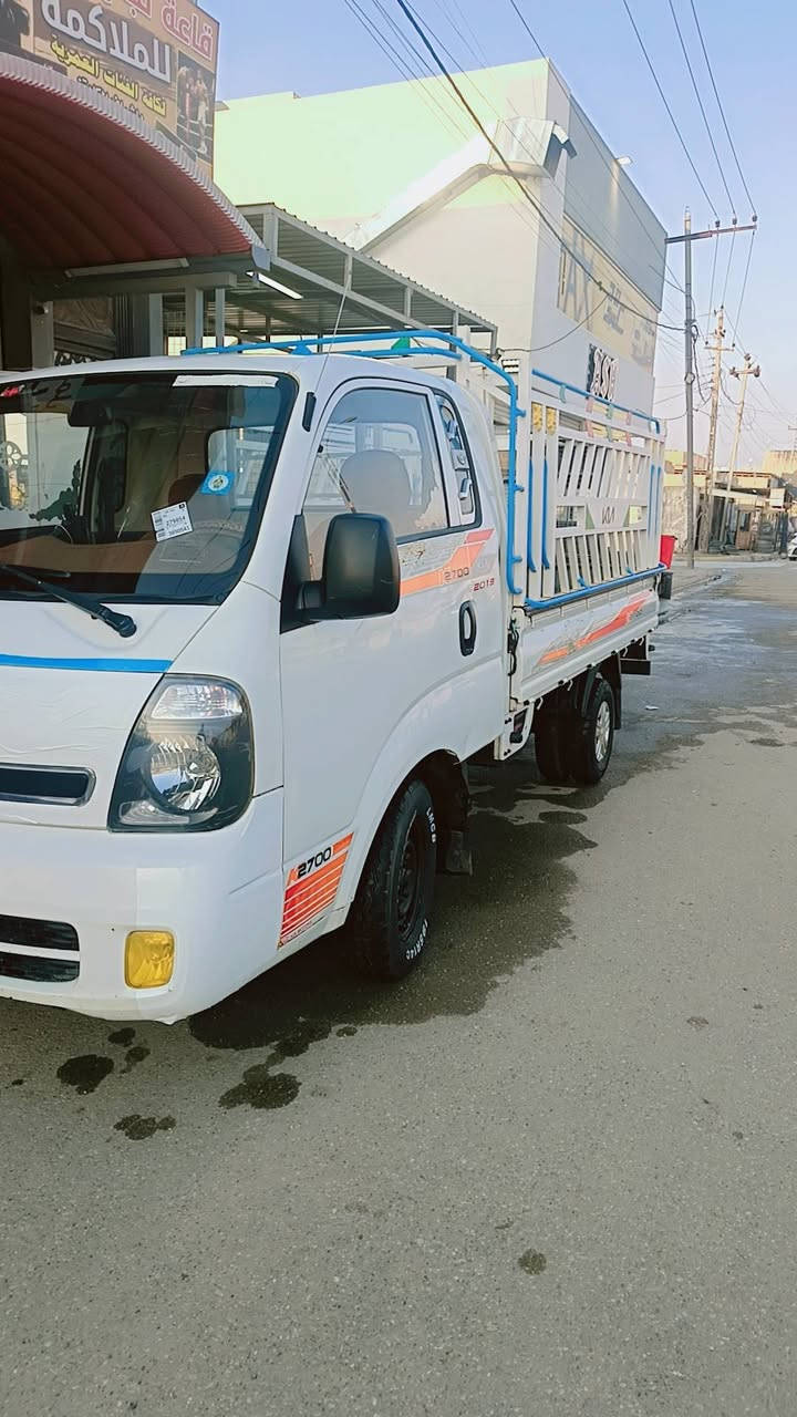 سلام عليكم كيه بنكو ٢٧٠٠موديل ١٤ السياره جاهزه اي نقص مابيه تخم تاير جديد سنويه جديده ٢٩ هزه جديده رقم ديالى انكليزي سعر ١١٢  
رقم بي واتساب ***********
