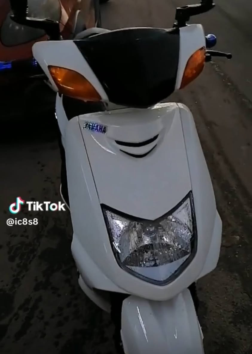 سكنز نثيه جدا نظيفه
مكاني الاعظميه..سعر ٧٠٠ الف
تلفون..***********
