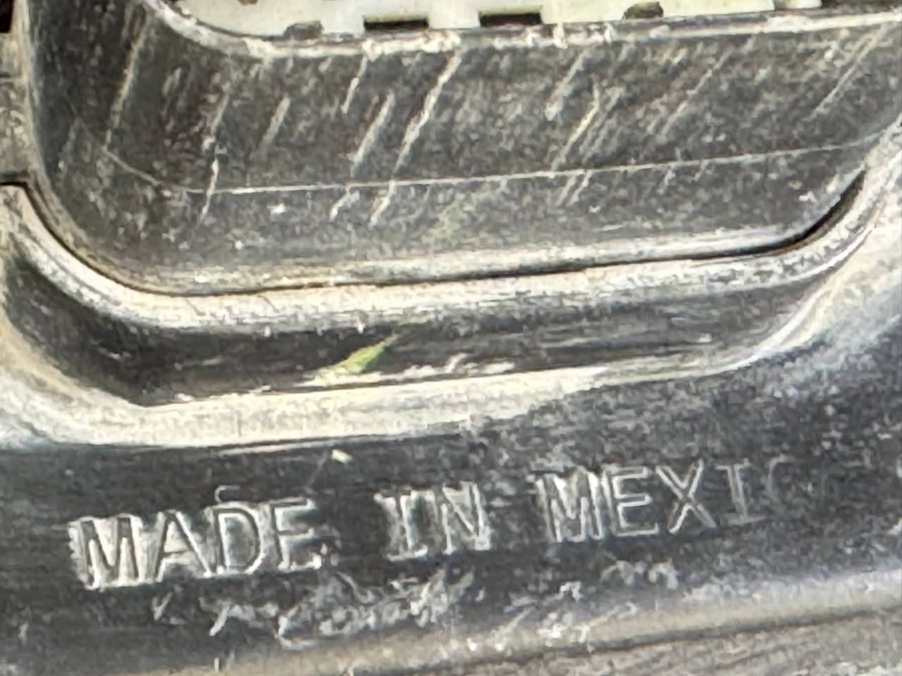 السلام عليكم مازدات چالنجر 2015 وفوگ اصليات كلشي بيهن شغال يعني السوار البرتقالي شغال وجامهن لا كسر ولا شي فقط الاذاين مكسرات تفيد الي السوار مالتة عاطل الكارت محترگ مكاني ديالى بعقوبة ***********
