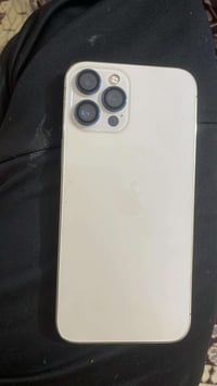 لبيع ١٢برو ماكس مبدل شاشه وبطاريه معلايه سعره ٢٥٠قفل غير قابل لتفاوض٠٧...