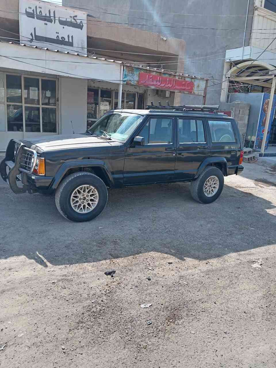 سلام عليكم جيب شخاطة موديل ١٩٩١
رقم ديالئ انكليزي بئسمي مكينة مال بطة ٢٥٠٠ كير اوتوماتيك  مكينة وكير وكسل جدد  داخلهة رصاصي 
تبريد شغال كهربائيات كلهة شغالة كشنات كهرباء
مصبوغة عام الجمالية  سعر 50 بيهة مجال مكان ديالئ بعقوبة رقم الهاتف ***********
